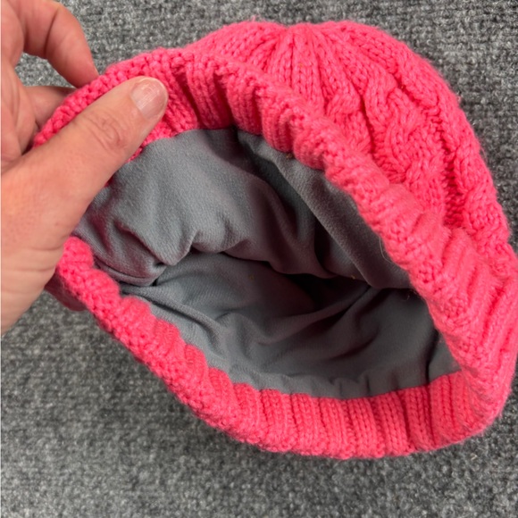 UNDER ARMOUR Women’s Pink knit Fleece Lined Winter Beanie One size Fits All - Picture 3 of 7